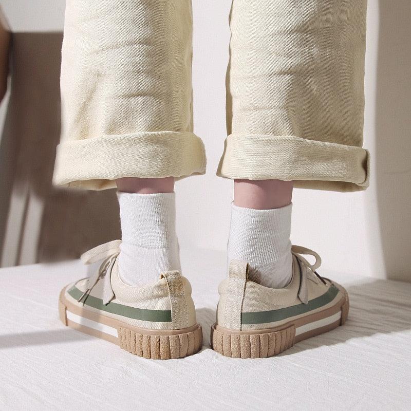 Nouvelles Baskets Décontractées en Toile pour Femme - Collection Printemps, Chaussures Plates Vulcanisées Rayées Tendance, Baskets Basses en Toile, Modèle Confortable Facile à Enfiler