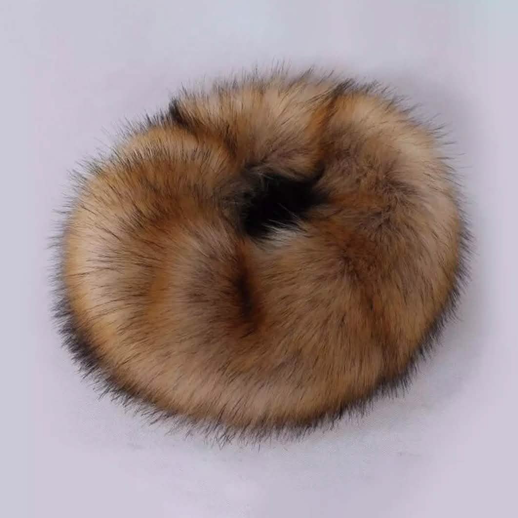 Bonnet en fausse fourrure de renard duveteuse russe pour femme