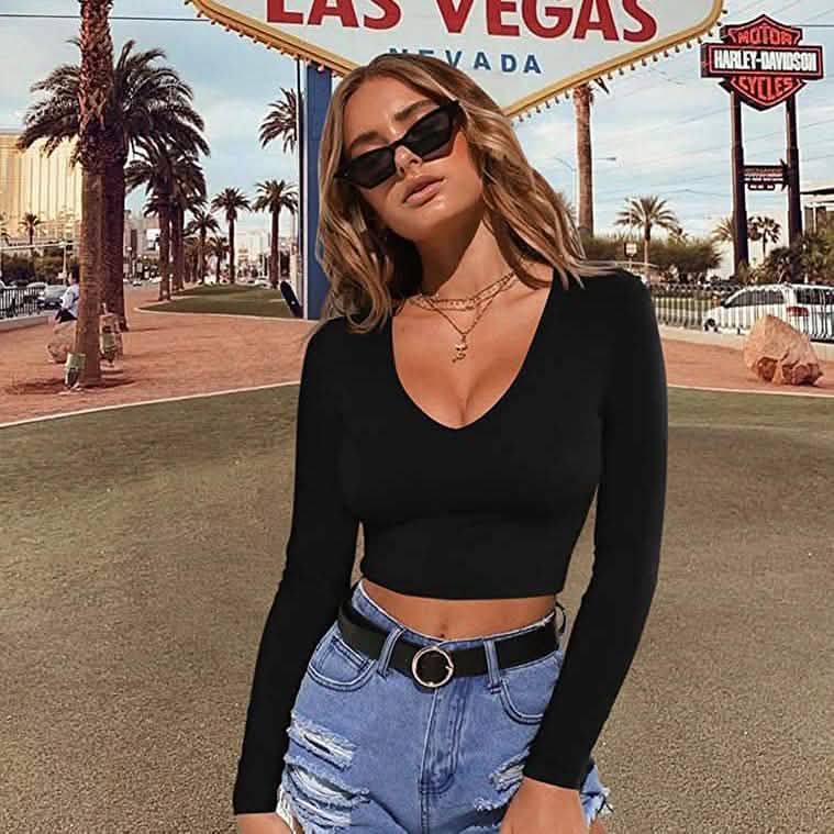 Haut court moulant sexy à col dégagé et manches longues pour femme