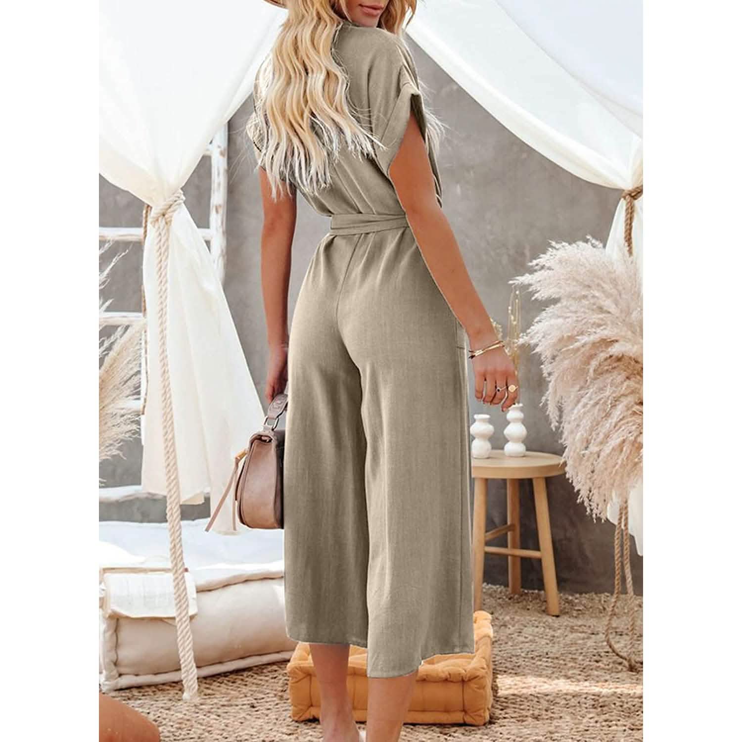 Combinaison Femme Jambes Larges avec Boutons, Ceinture, Col en V et Manches Courtes