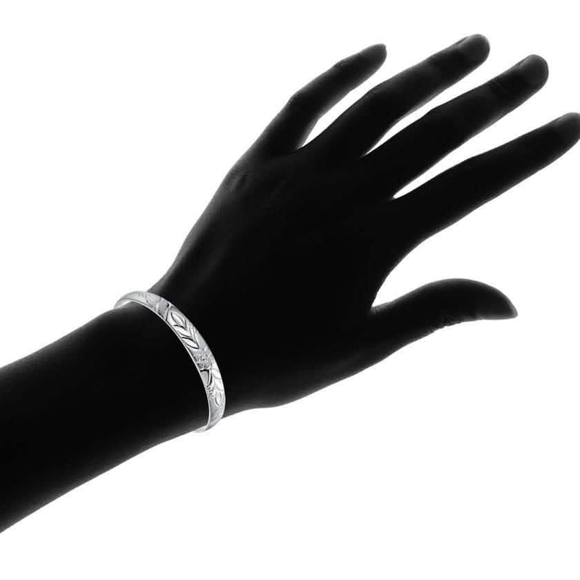 Bracelet jonc femme plaqué argent à motif floral