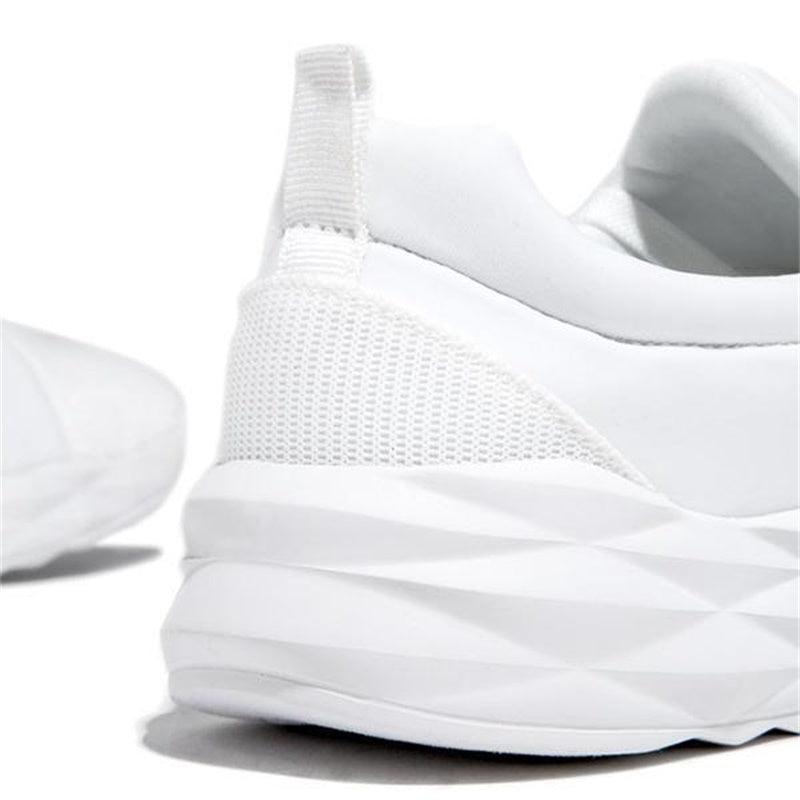 Baskets Femme Décontractées Respirantes Chaussures de Sport Automne Nouvelles Baskets Vulkanisées à Lacets Chaussures de Marche en Plein Air Course Baskets de Tennis Femme Amortissantes Respirantes
