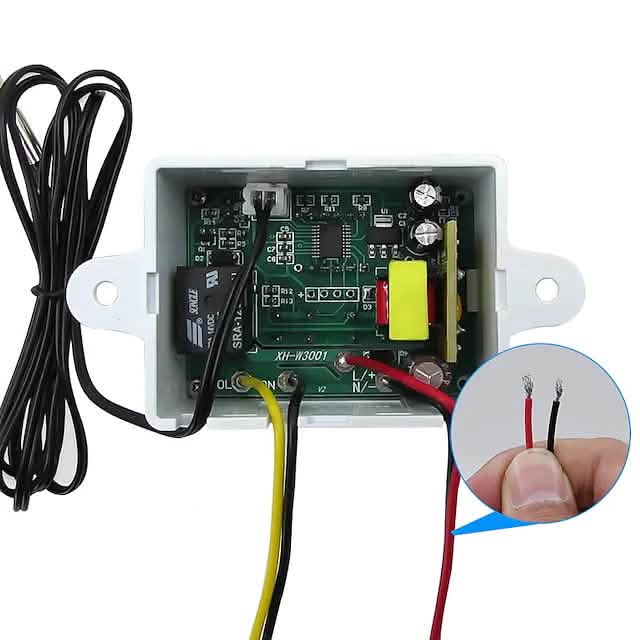 Contrôleur de Température Numérique à LED XH-W3001