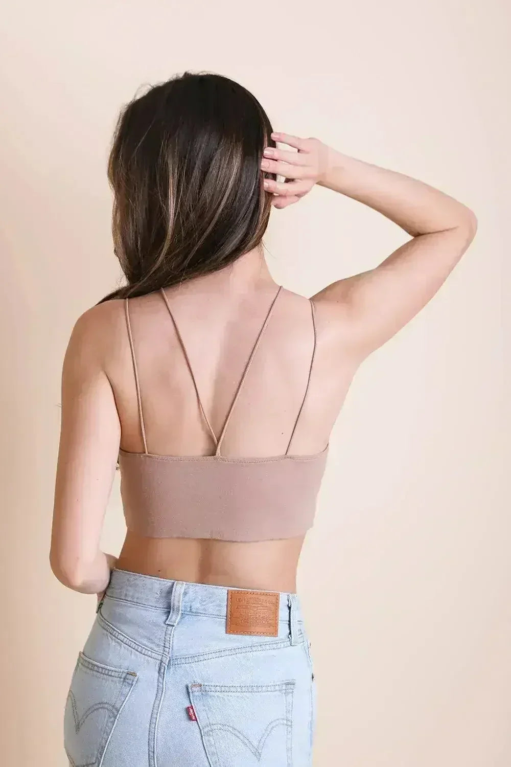 Haut court plongeant à col en Y - Confort extensible | Femstylo