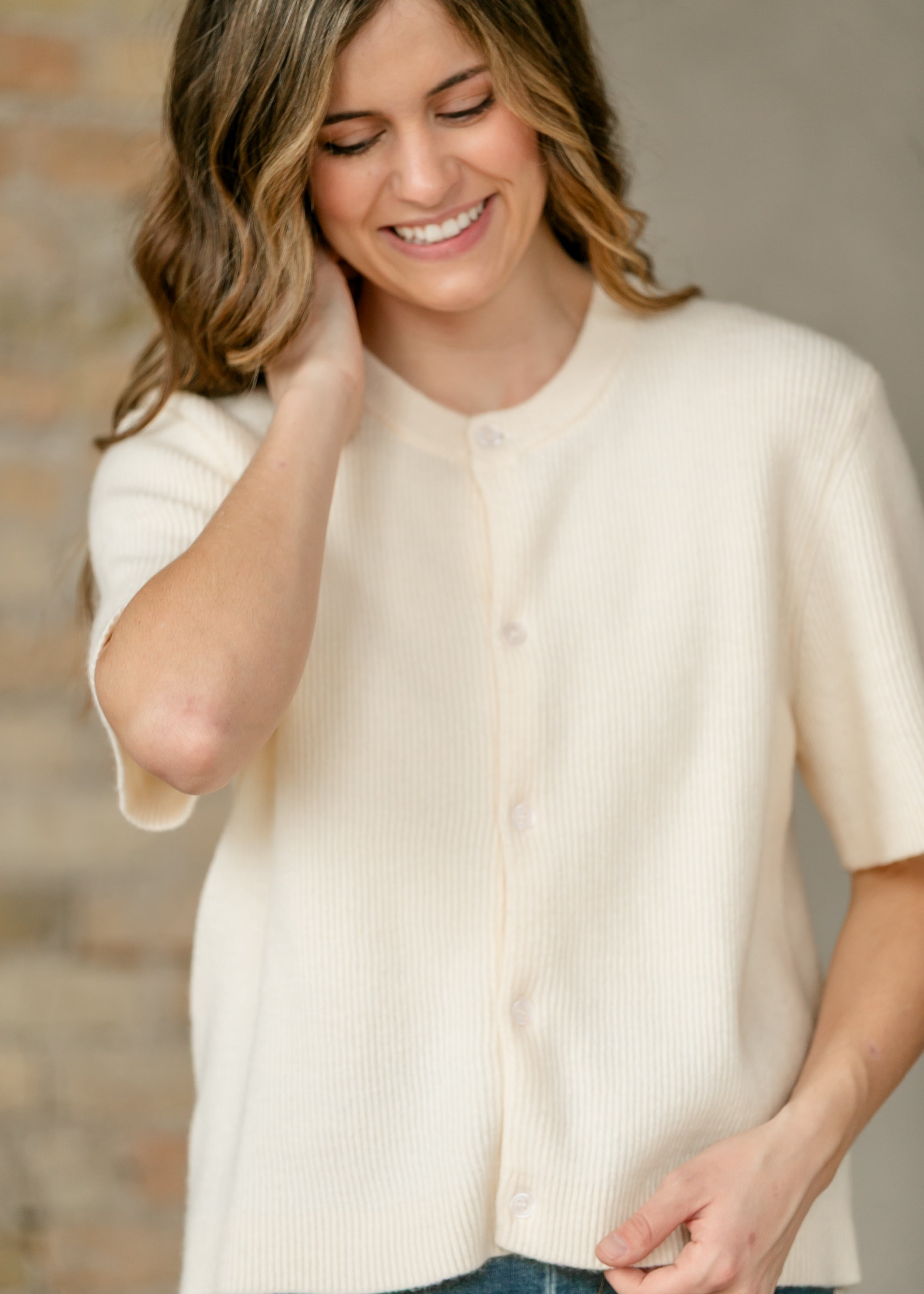 Gilet boutonné Zadie Ivory à manches courtes