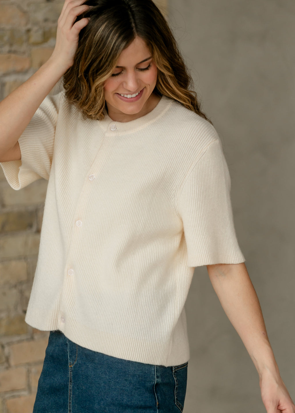 Gilet boutonné Zadie Ivory à manches courtes