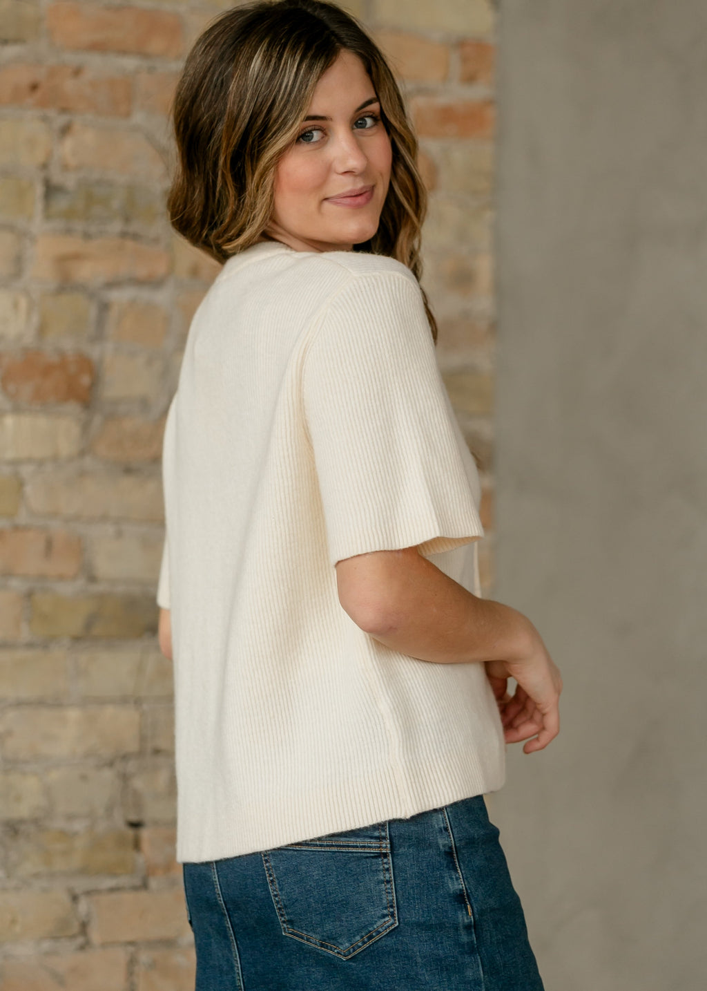 Gilet boutonné Zadie Ivory à manches courtes